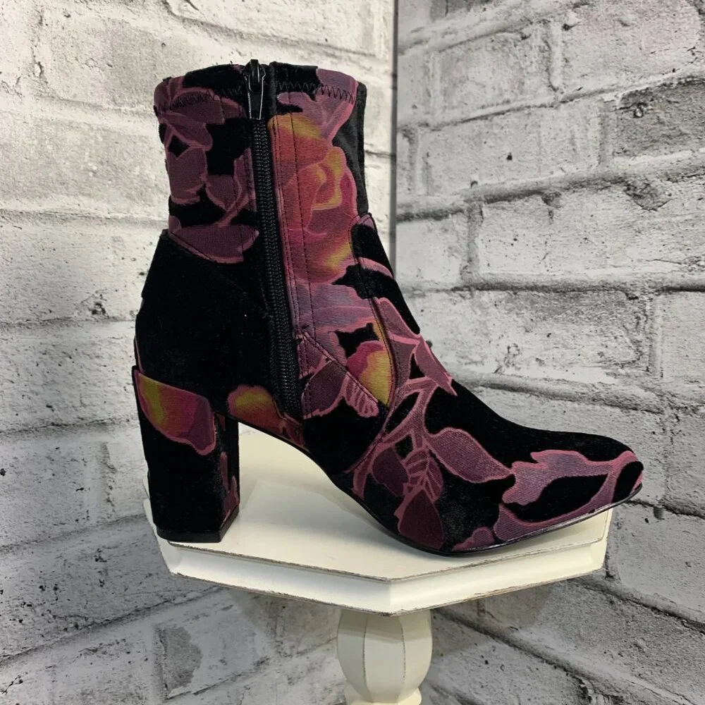 Steve Madden Velvet Floral Pointed Toe Block Heel Whimsigoth Ankle Boots - Picture 3 of 11